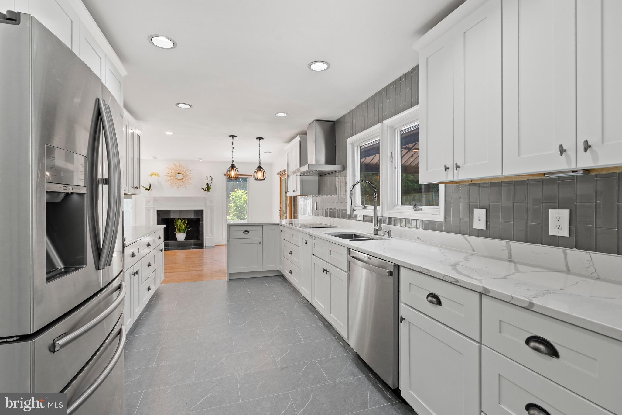 9524 WOODINGTON DRIVE