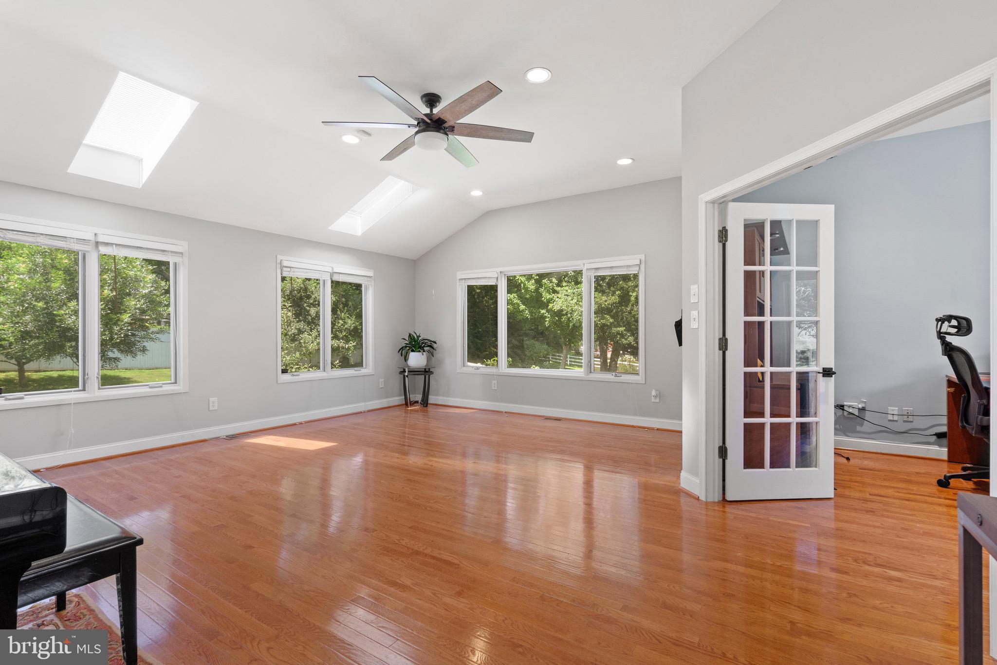 9524 WOODINGTON DRIVE