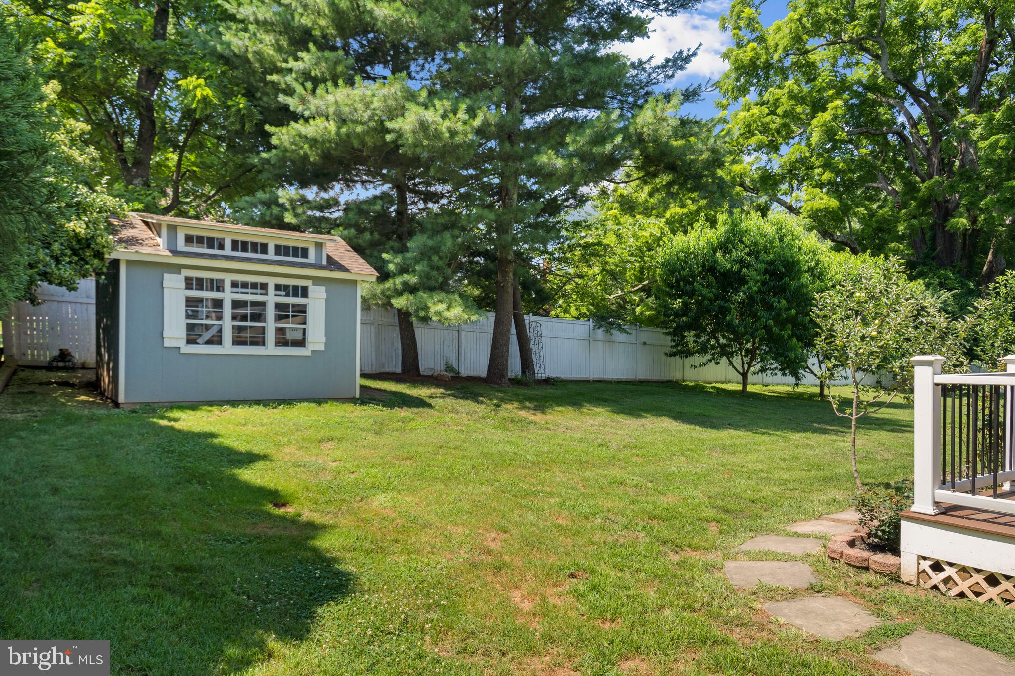 9524 WOODINGTON DRIVE