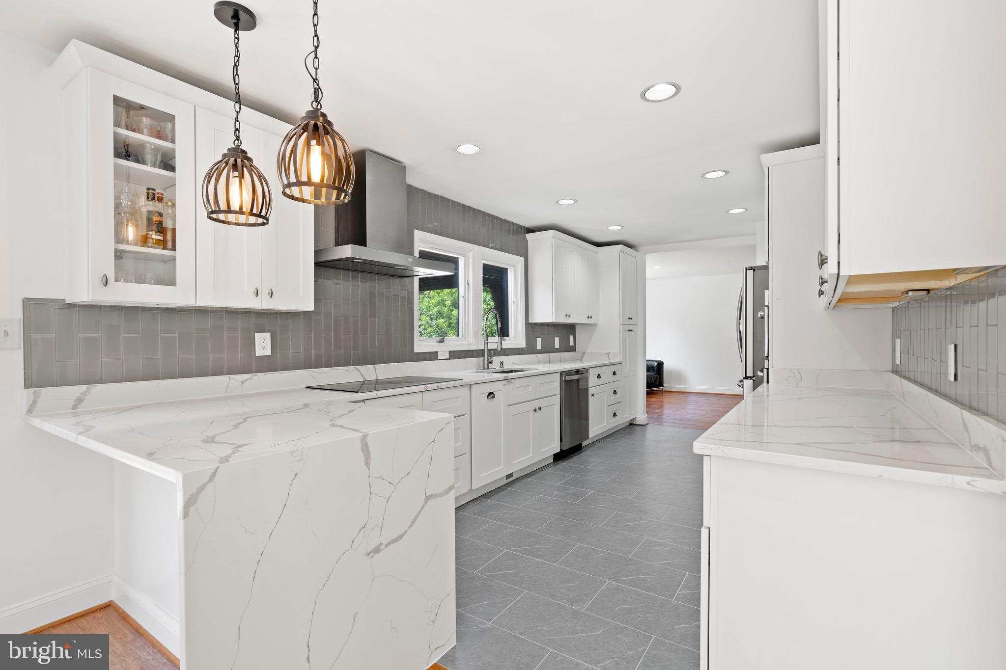 9524 WOODINGTON DRIVE