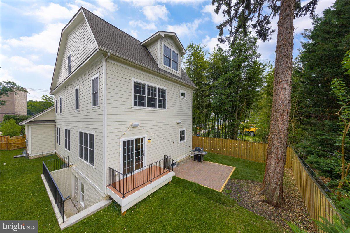 8104 Old Georgetown Rd