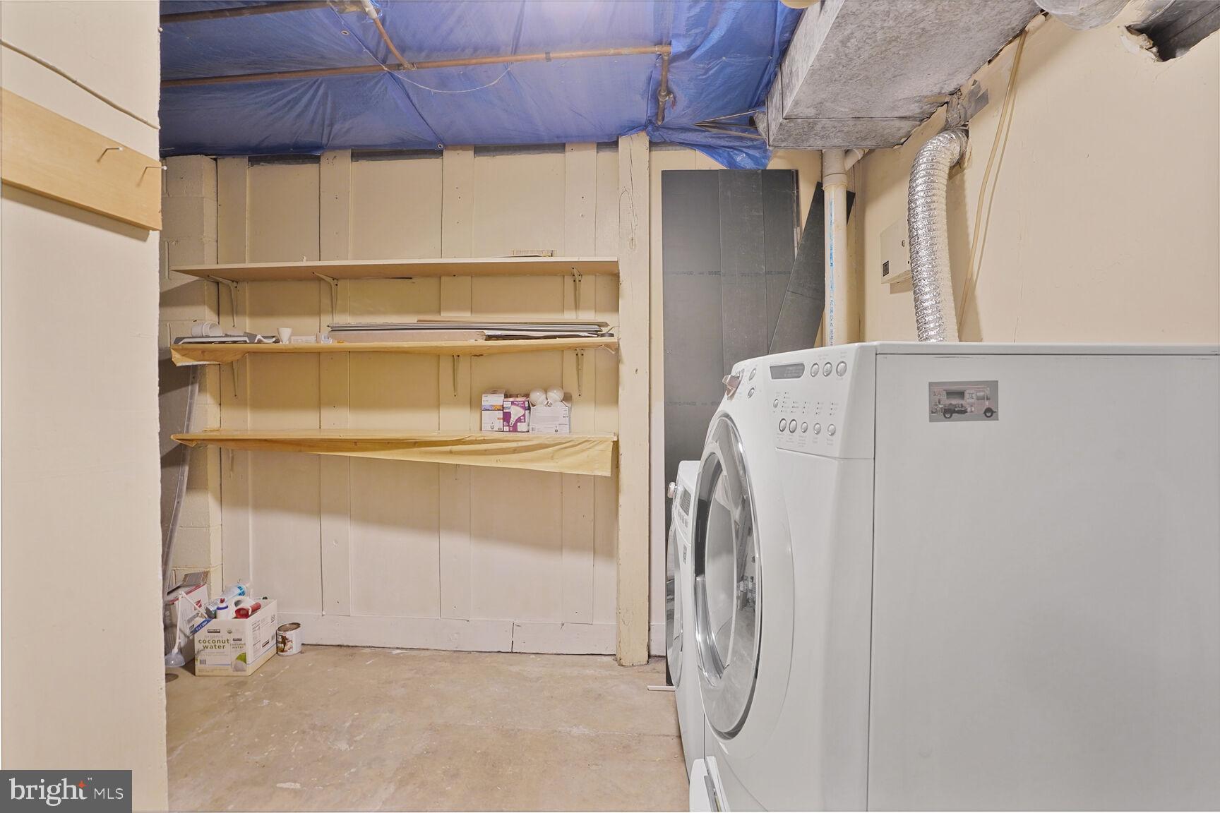 5309 KING CHARLES WAY