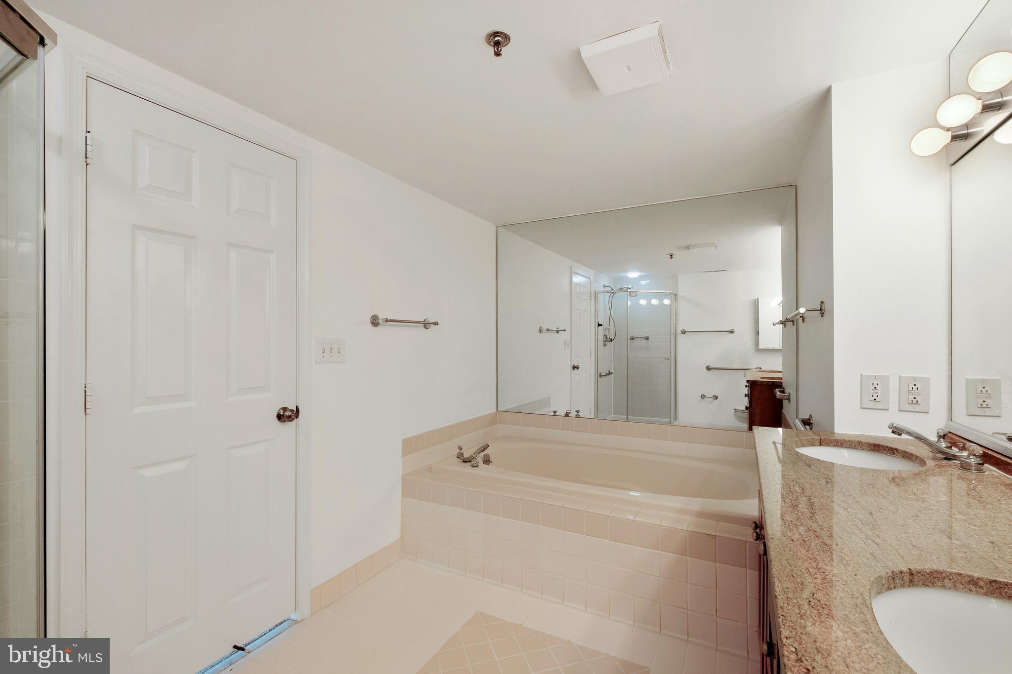 5809 NICHOLSON LN #803