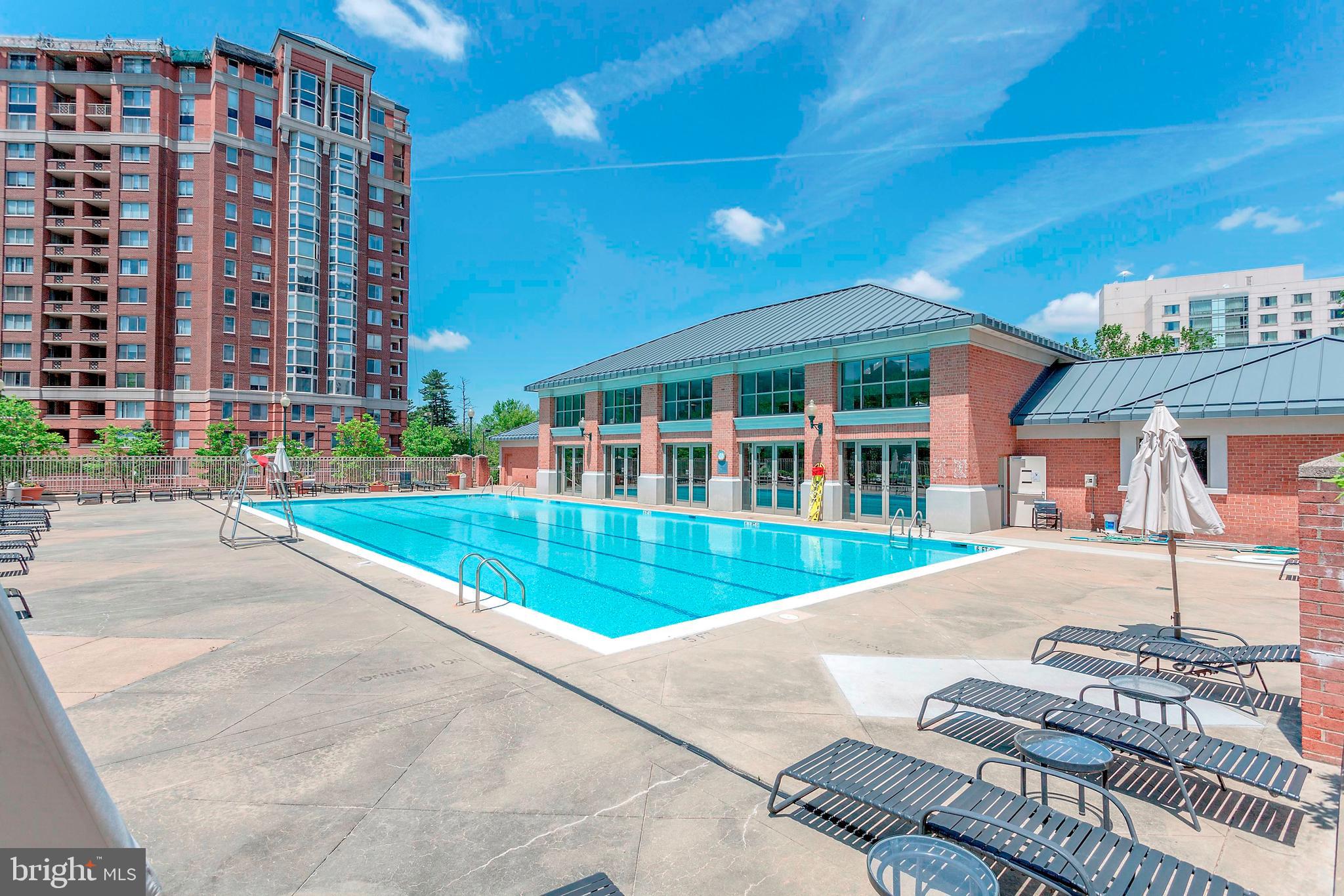 5809 NICHOLSON LN #803