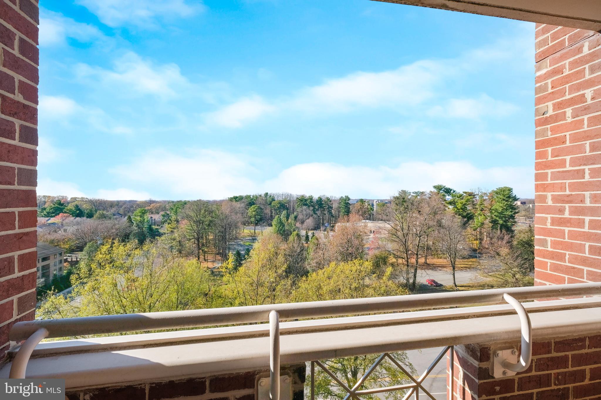 5809 NICHOLSON LN #803