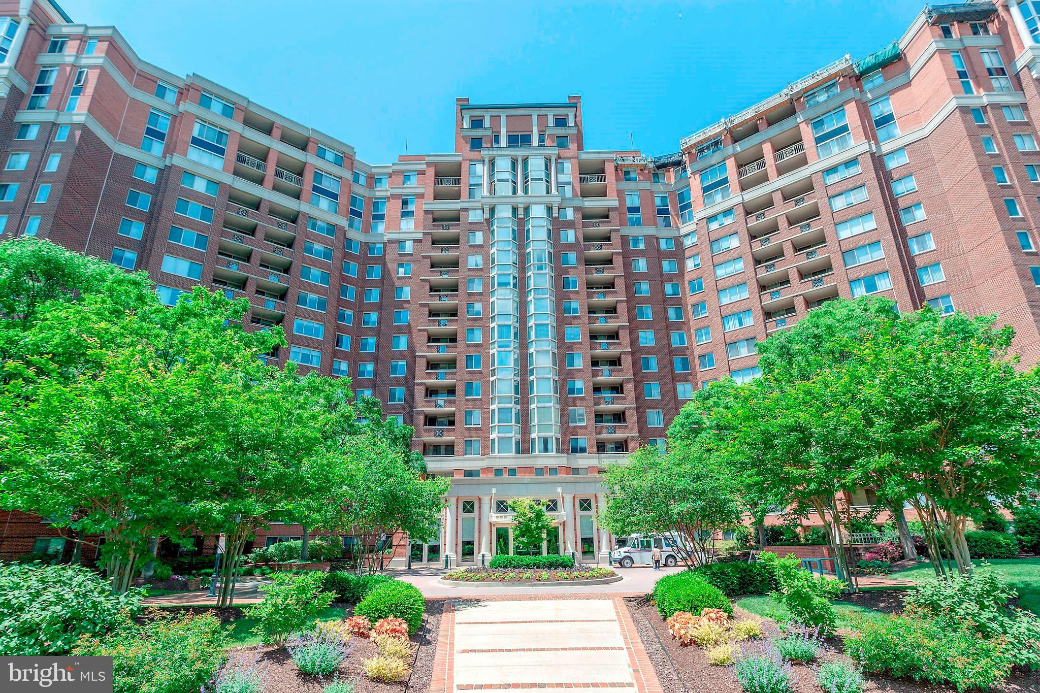 5809 NICHOLSON LN #803