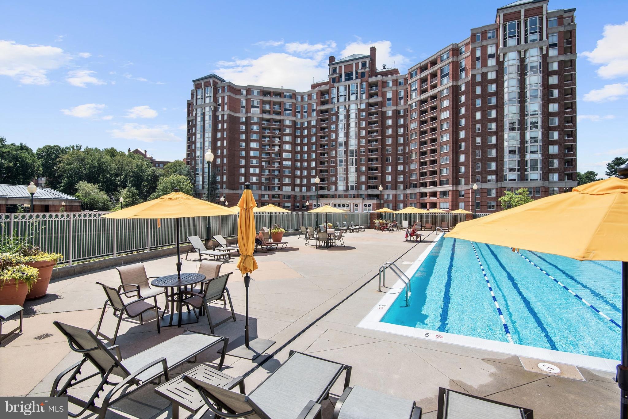 5809 NICHOLSON LN #803