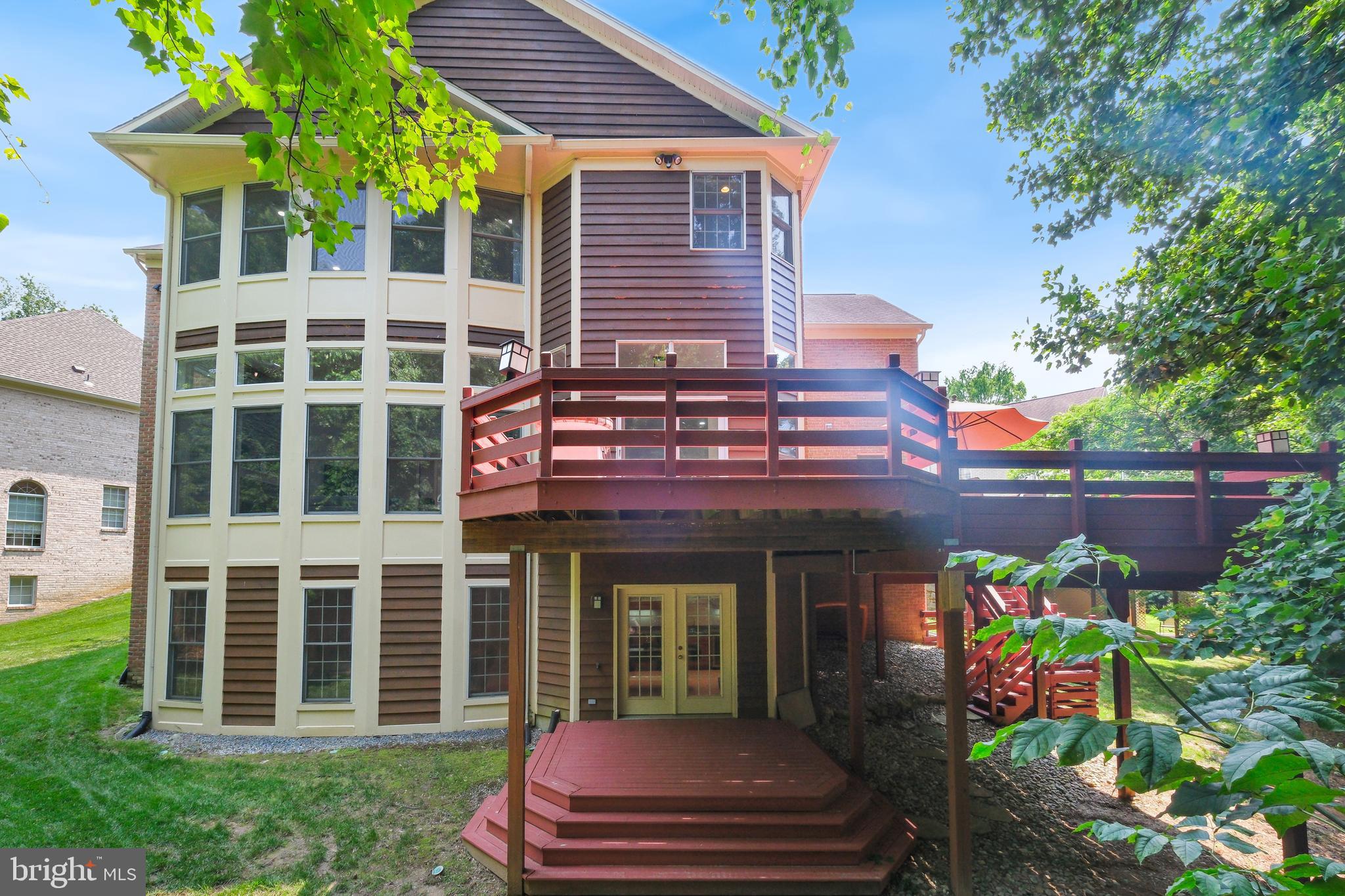 7909 Paloma Ct