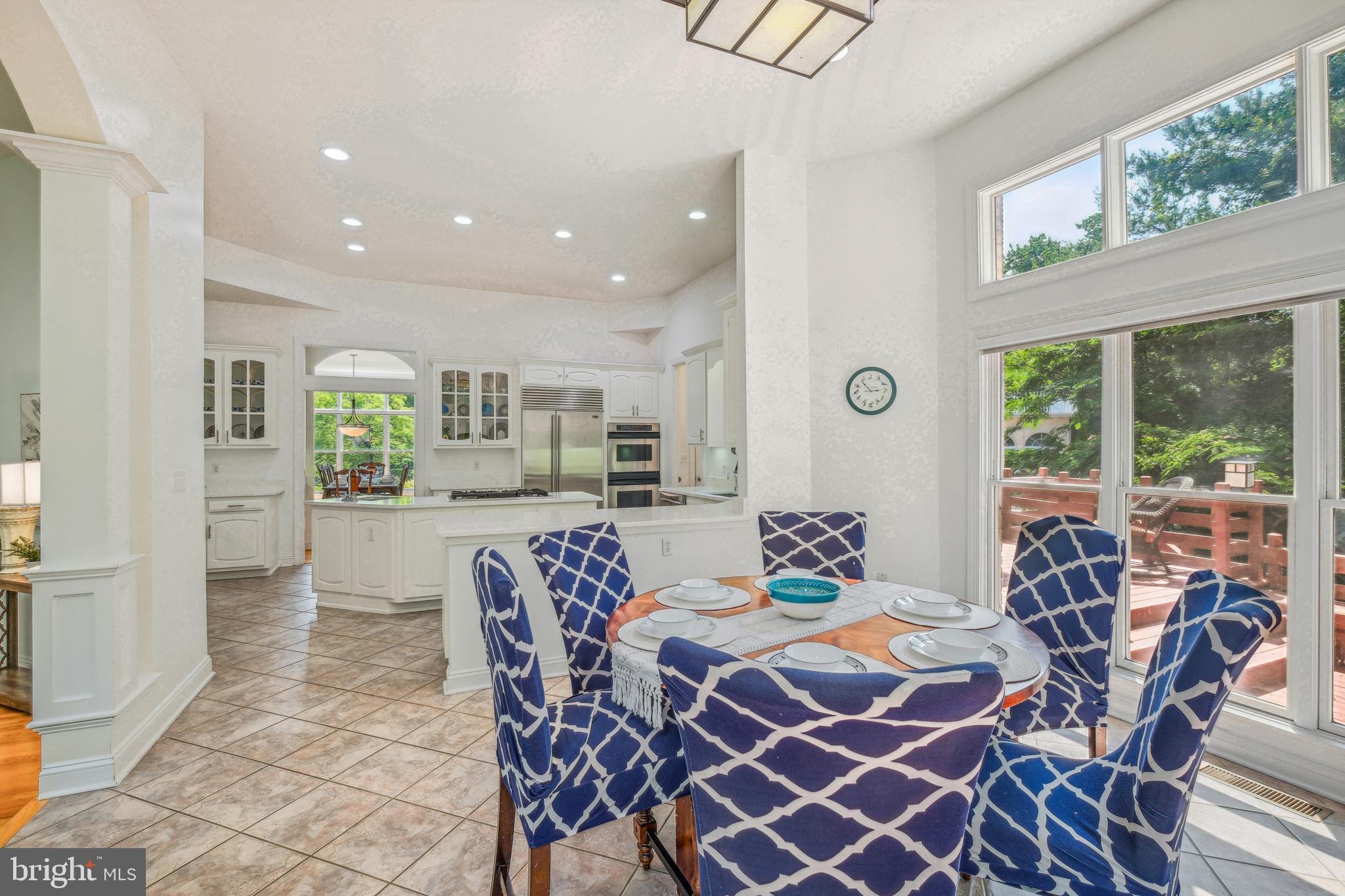 7909 Paloma Ct