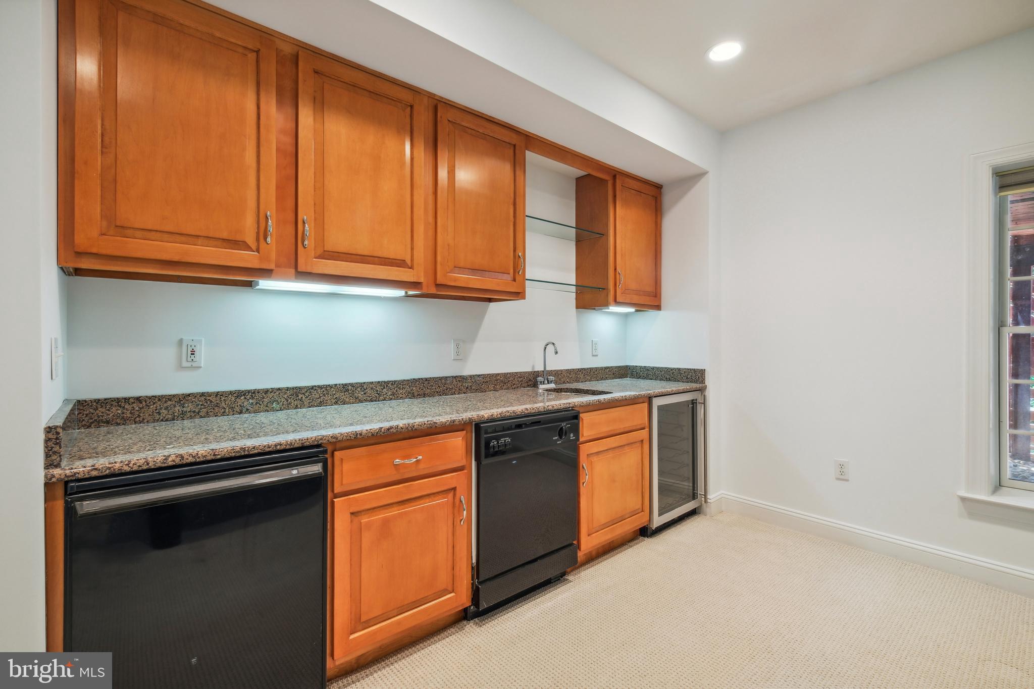 7909 Paloma Ct
