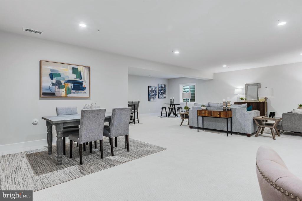 6908 GREYSWOOD ROAD