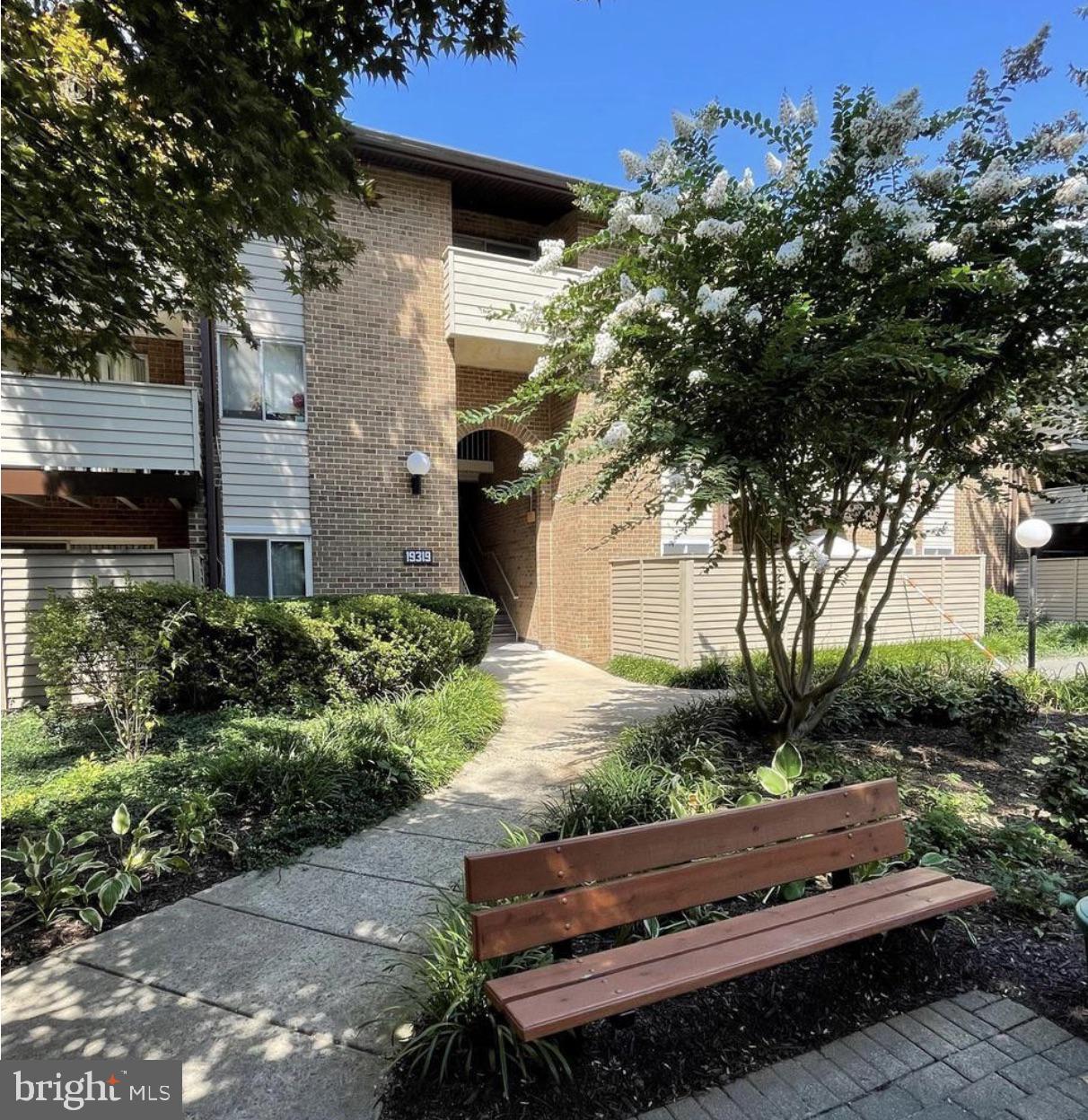 19319 Club House Rd #301