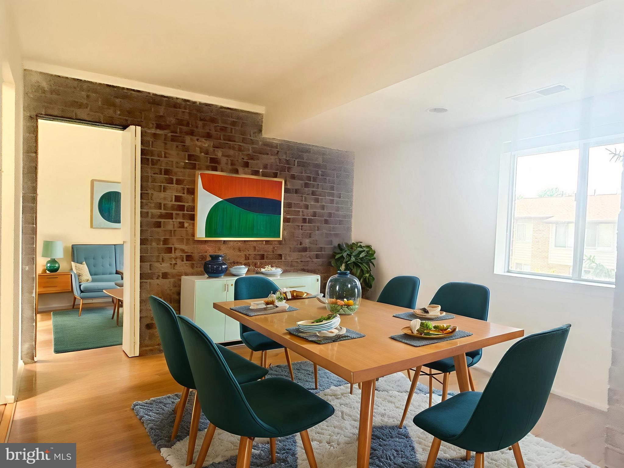 19319 Club House Rd #301