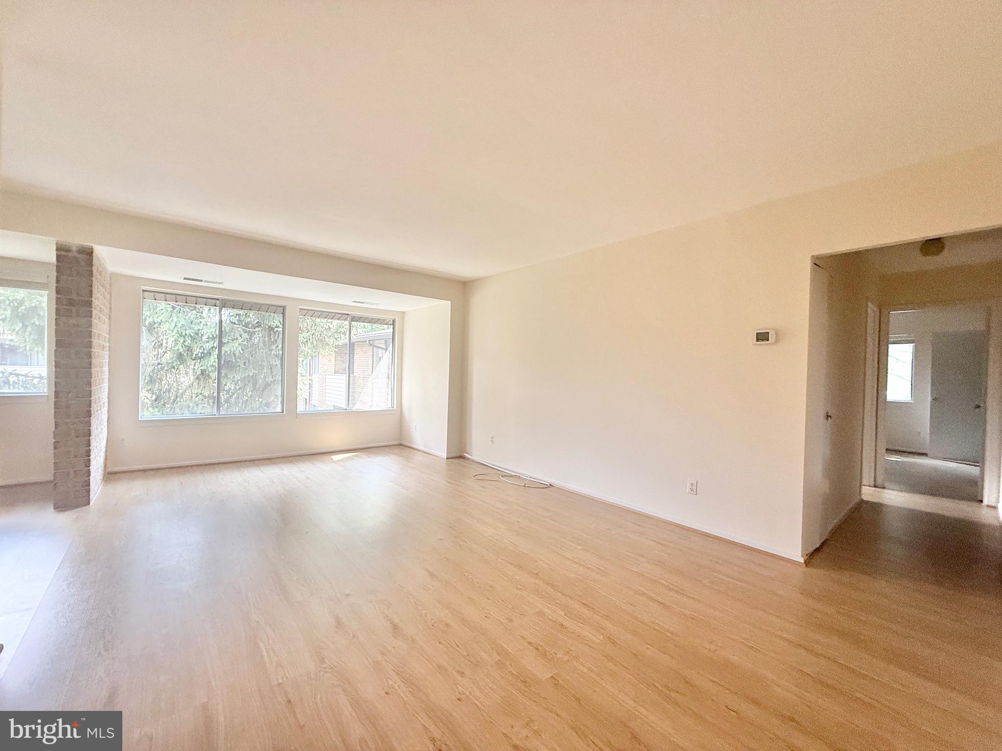 19319 Club House Rd #301