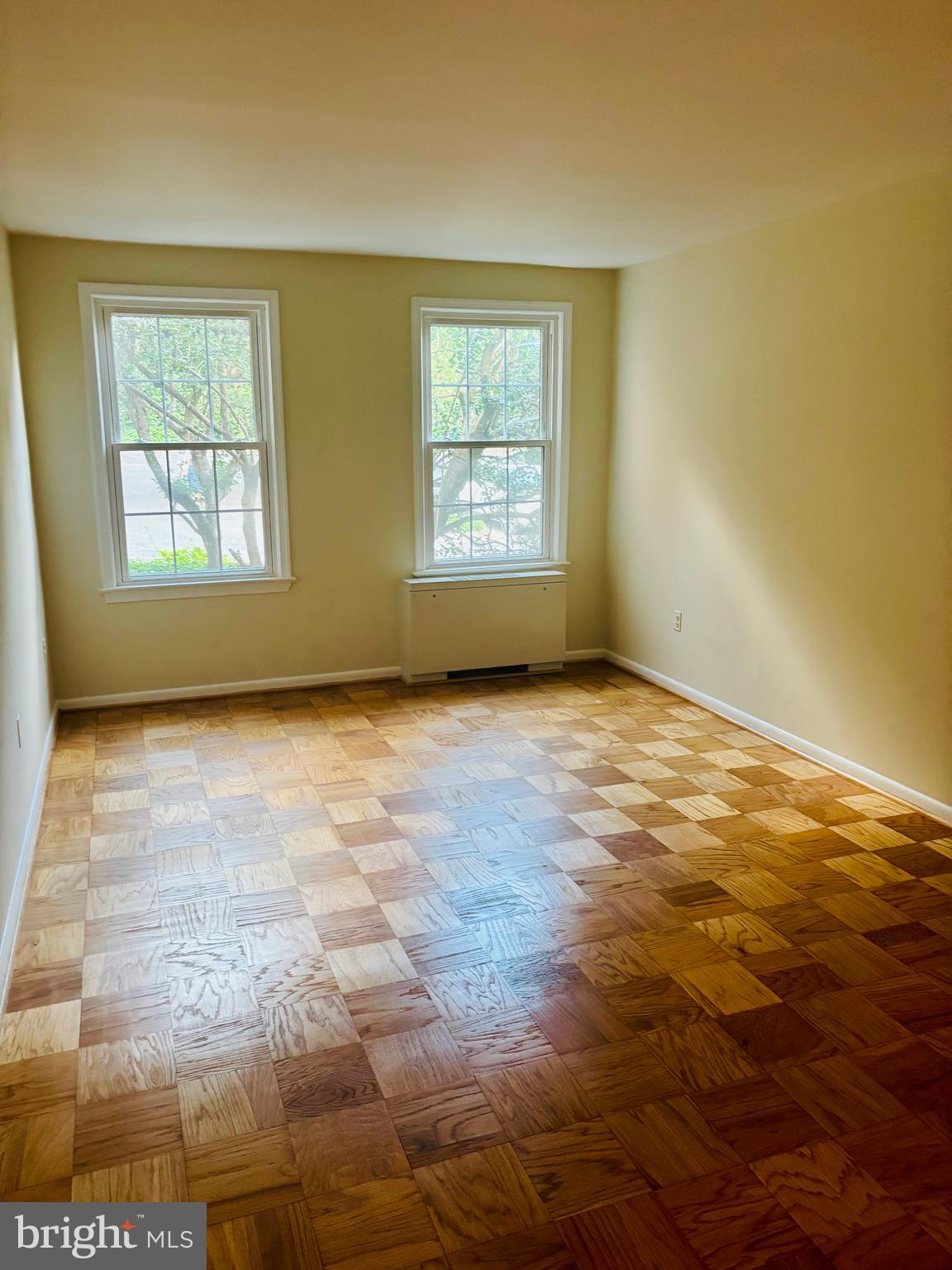 3535 CHEVY CHASE LAKE DR #210