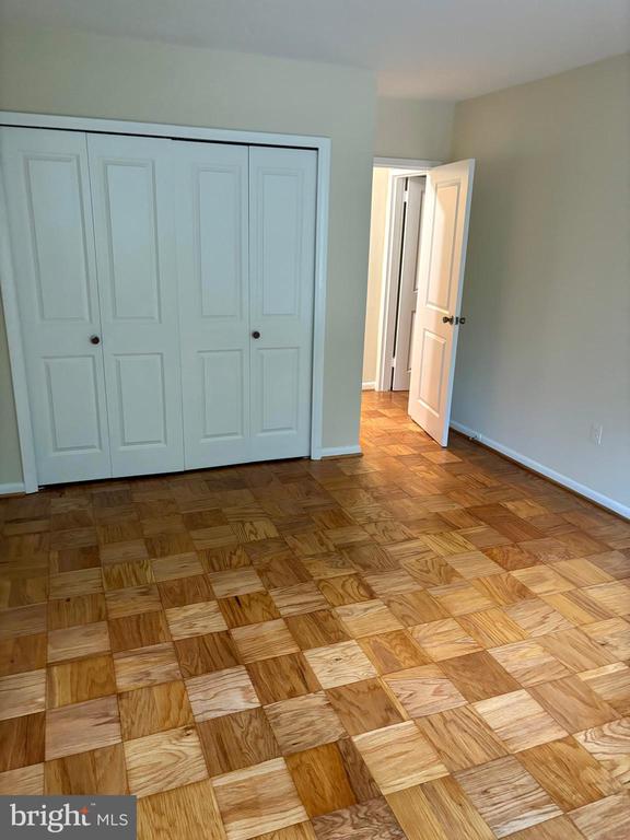 3535 CHEVY CHASE LAKE DR #210