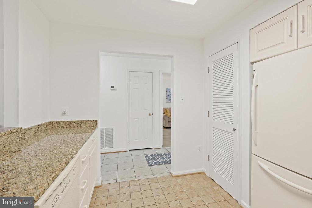 5 Luxberry Ct #2