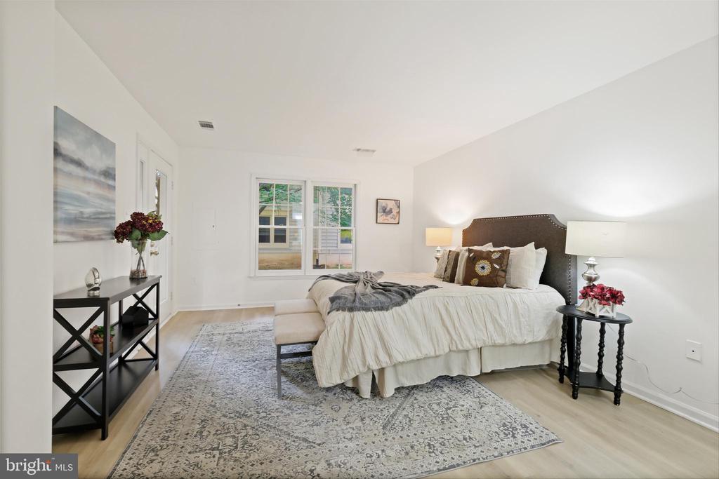 5 Luxberry Ct #2