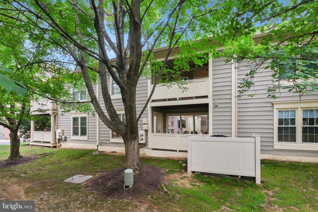 5 Luxberry Ct #2