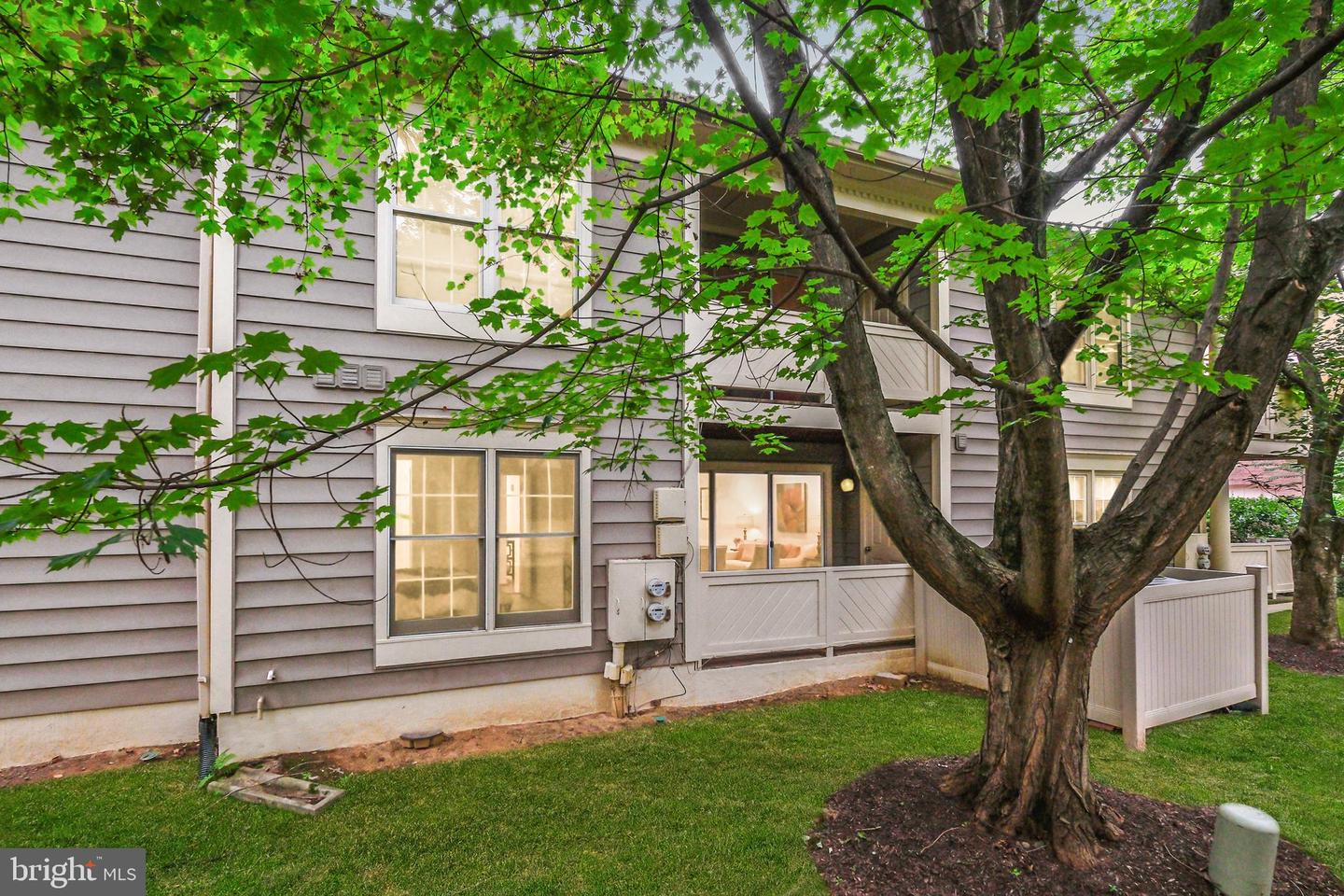 5 Luxberry Ct #2