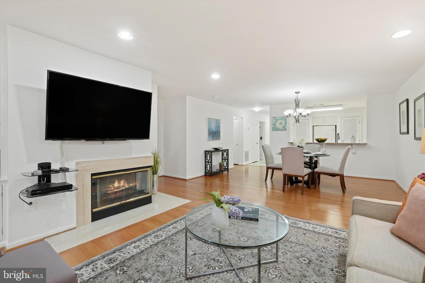 5 Luxberry Ct #2