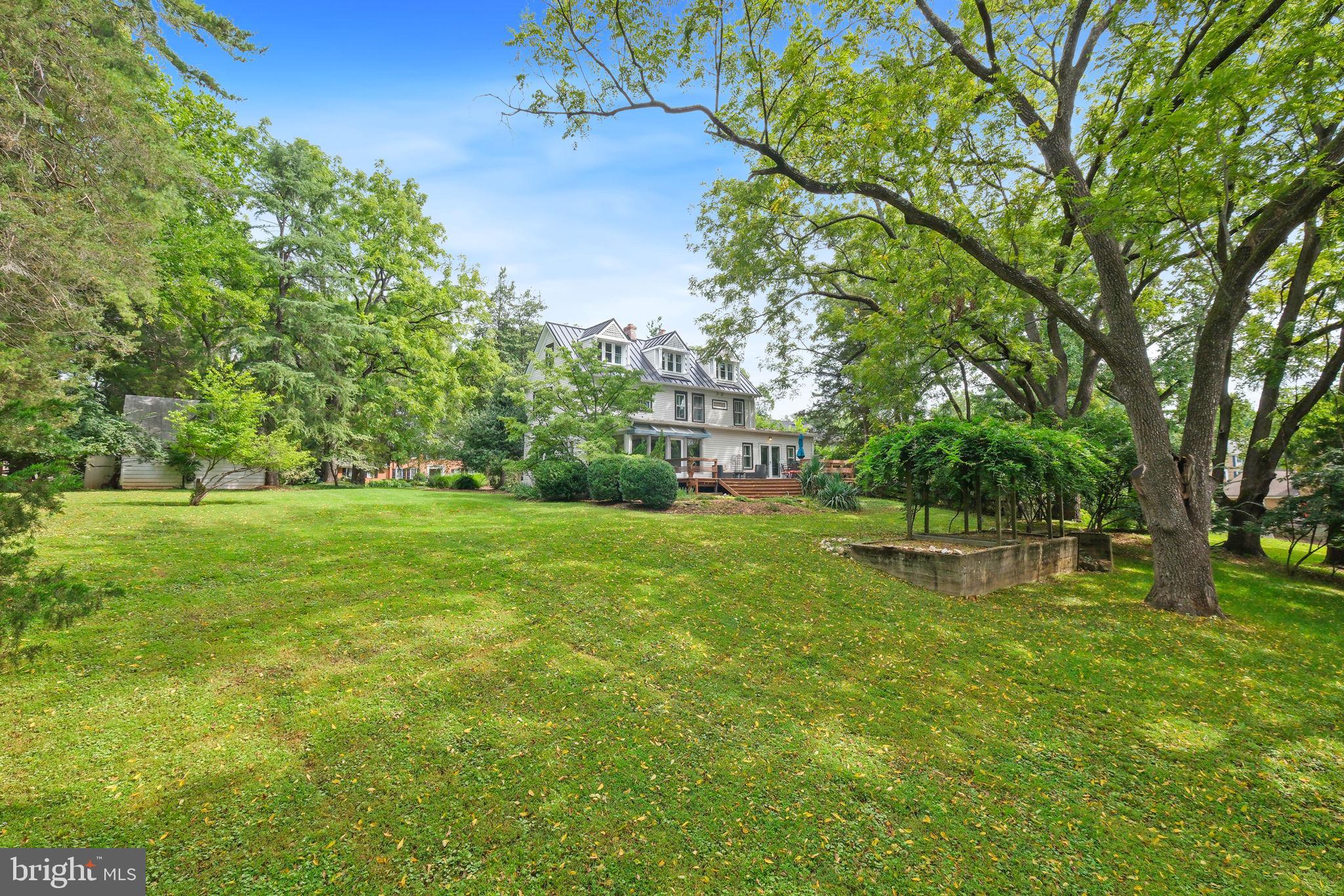 6220 MAZWOOD RD
