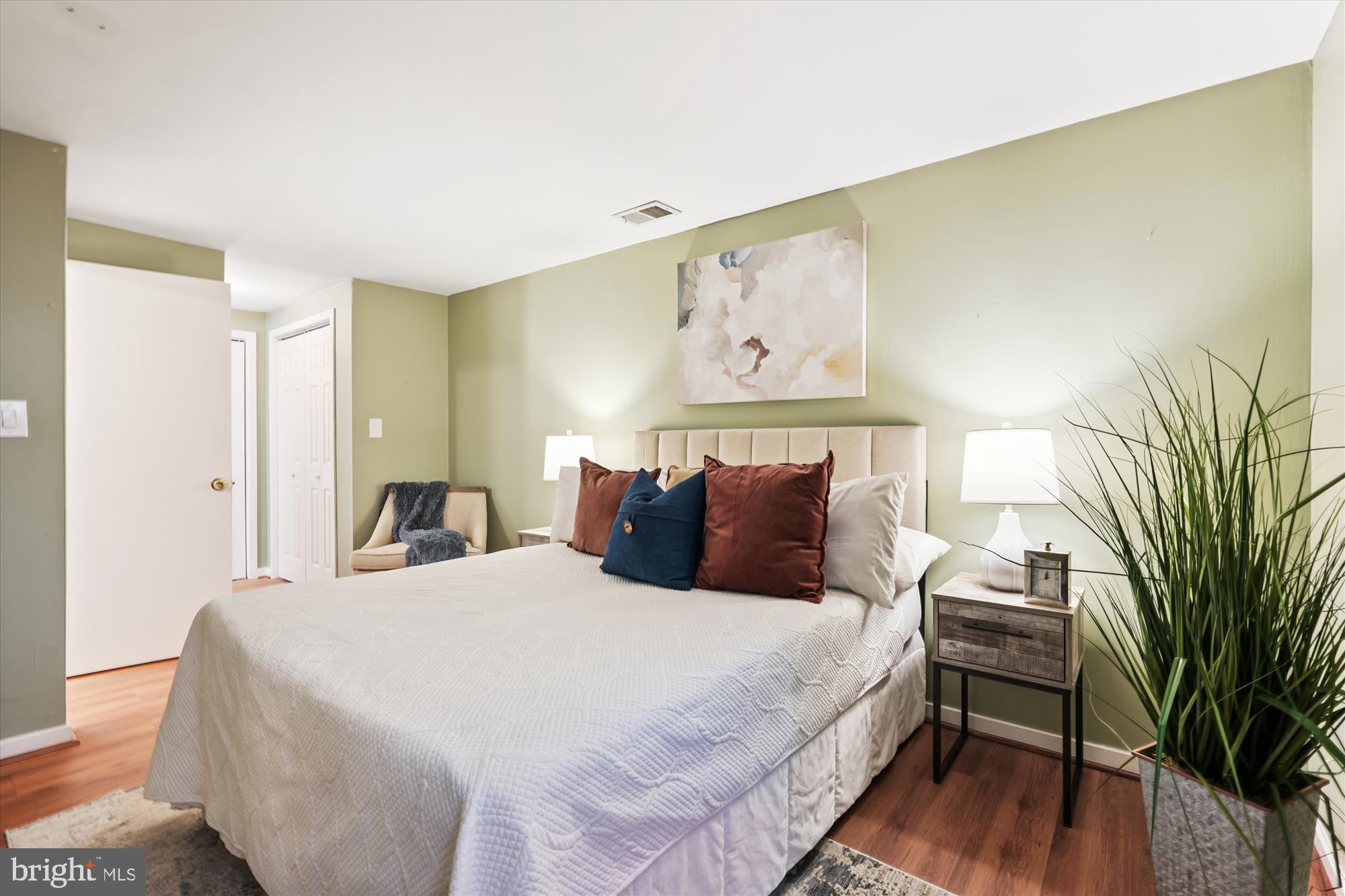 9731 HELLINGLY PLACE 37