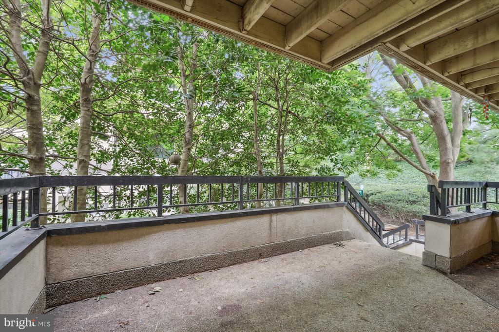 9731 HELLINGLY PLACE 37