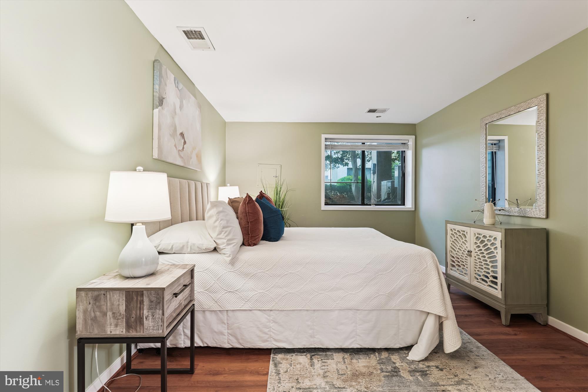 9731 HELLINGLY PLACE 37