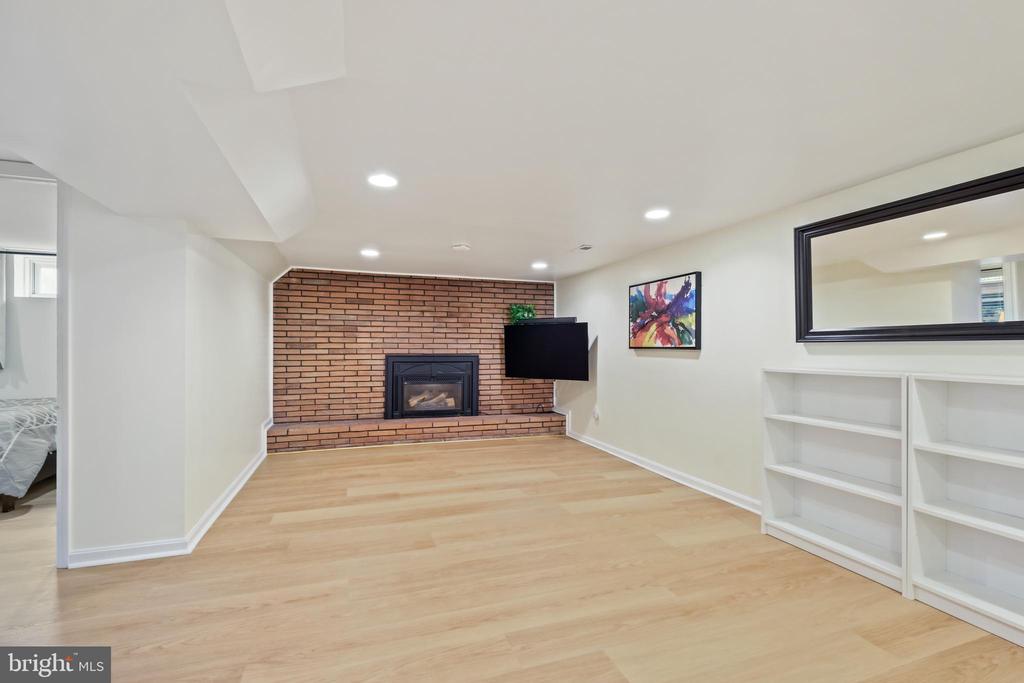 11513 Ashley Dr