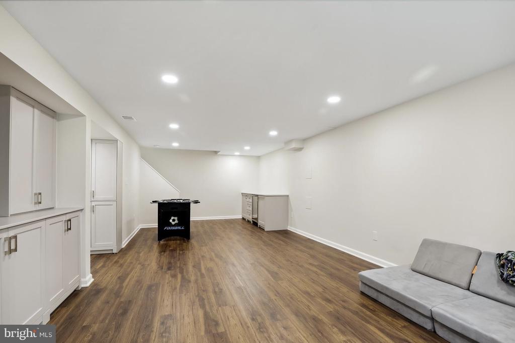 11310 ROLLING HOUSE ROAD