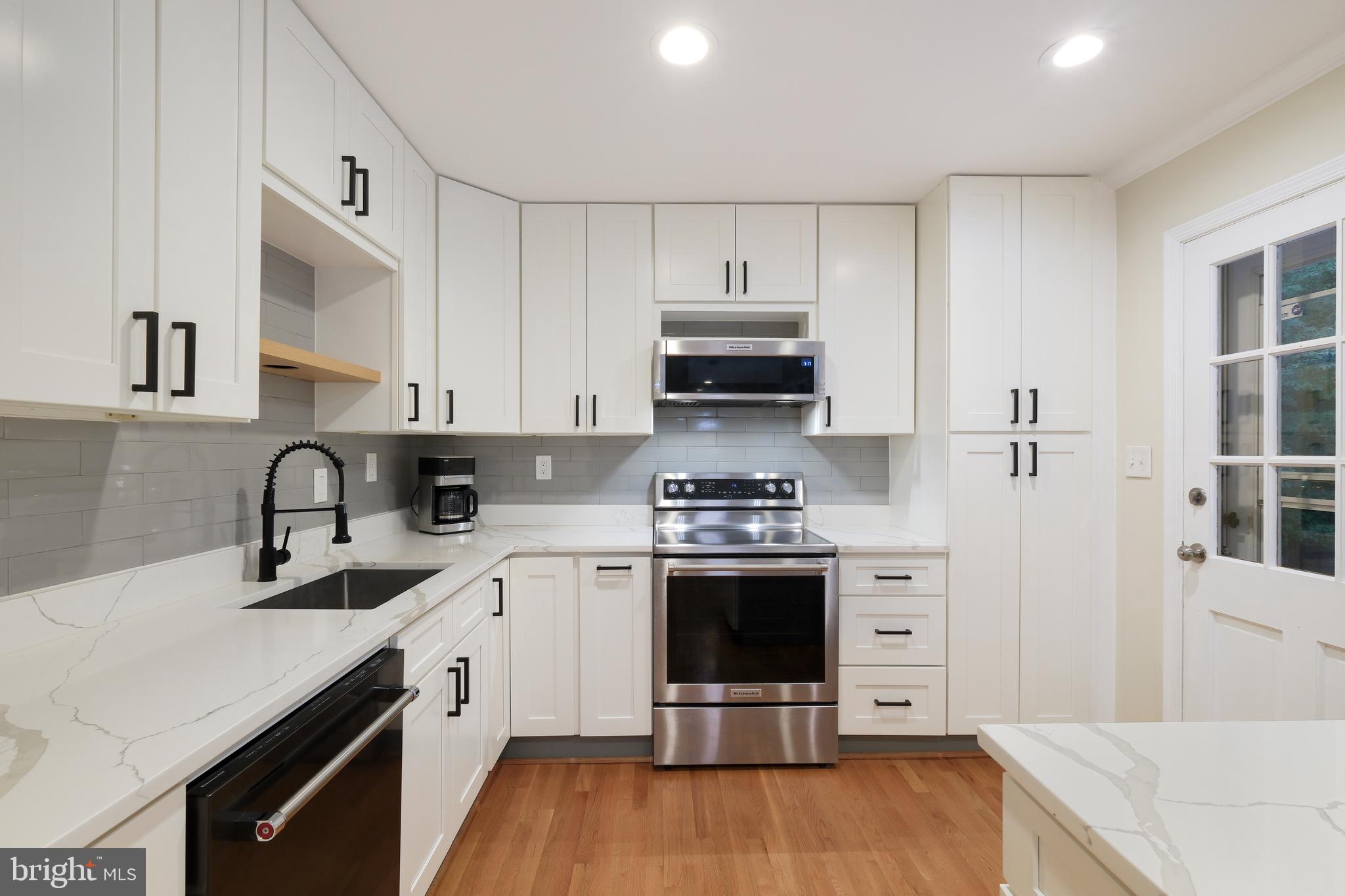 11506 STONEWOOD LANE