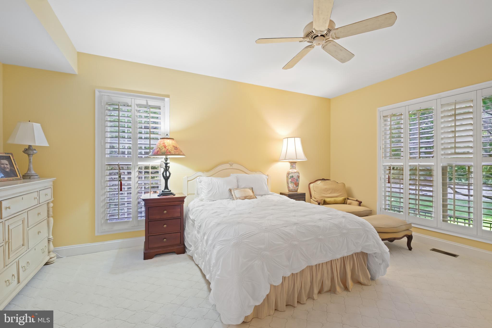 10405 SANDRINGHAM COURT