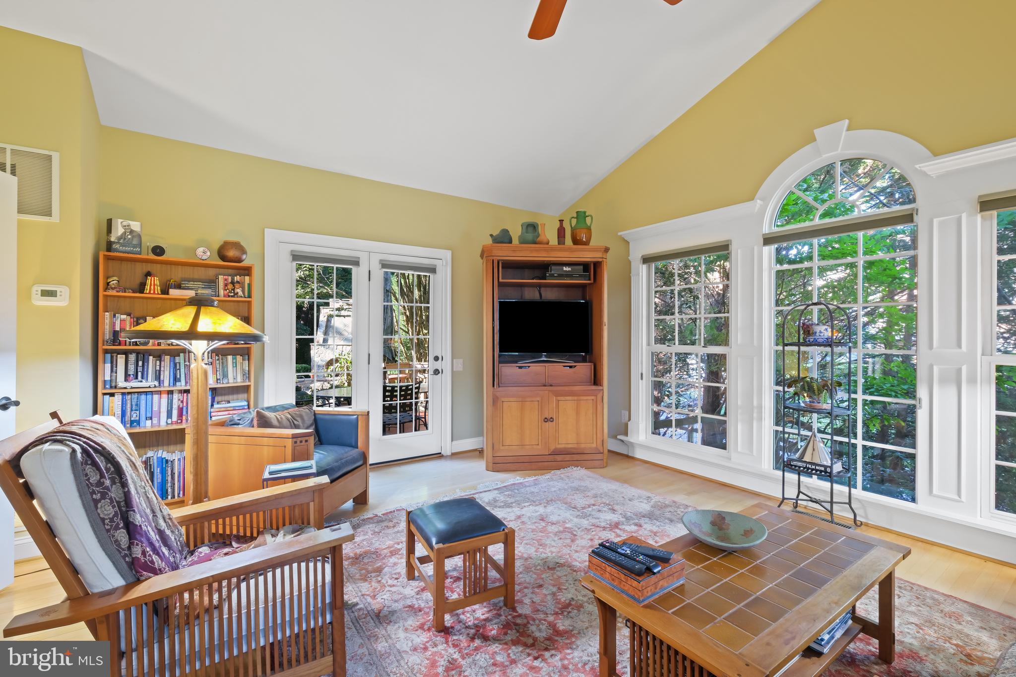 10405 SANDRINGHAM COURT
