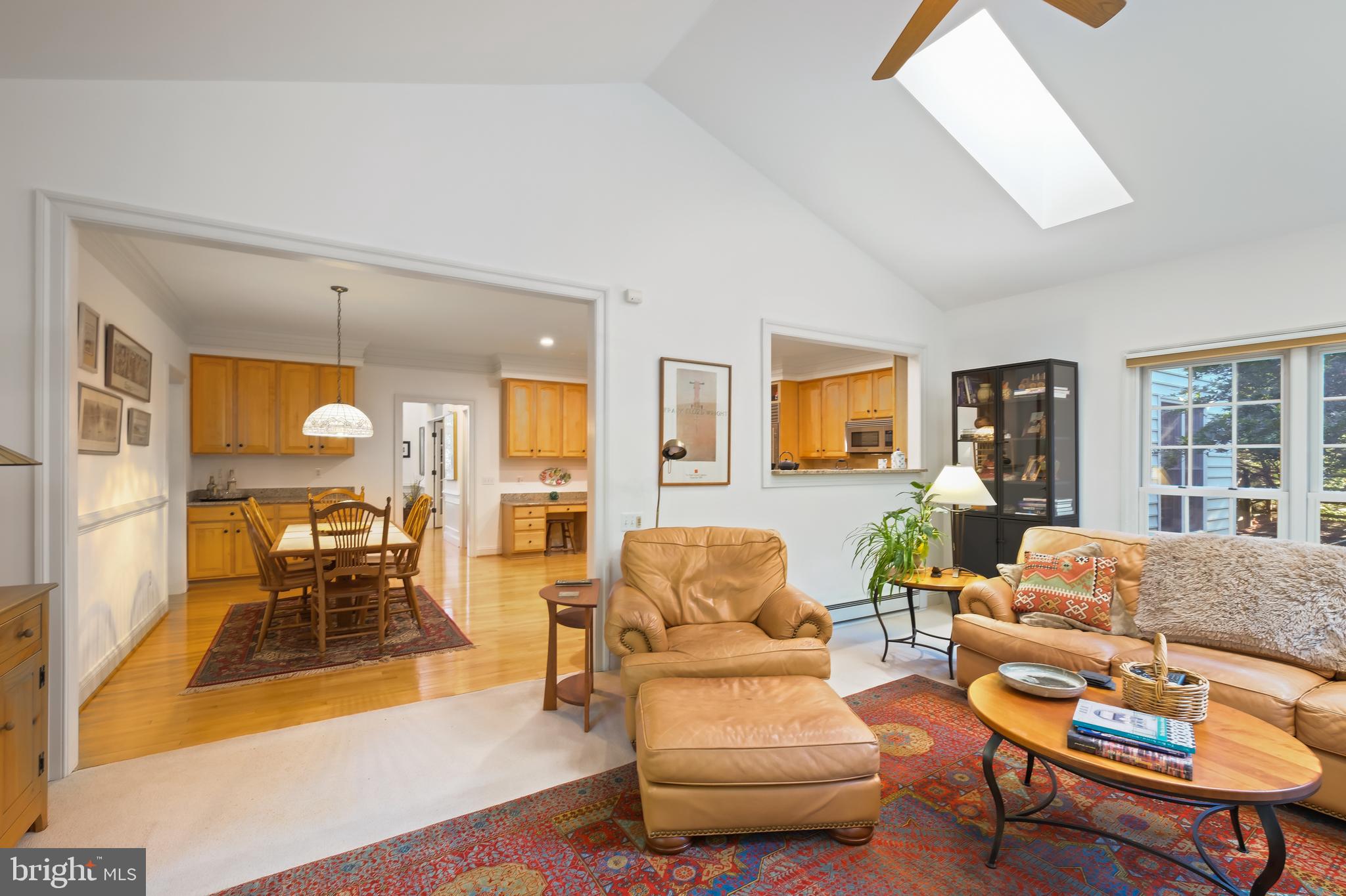 10405 SANDRINGHAM COURT