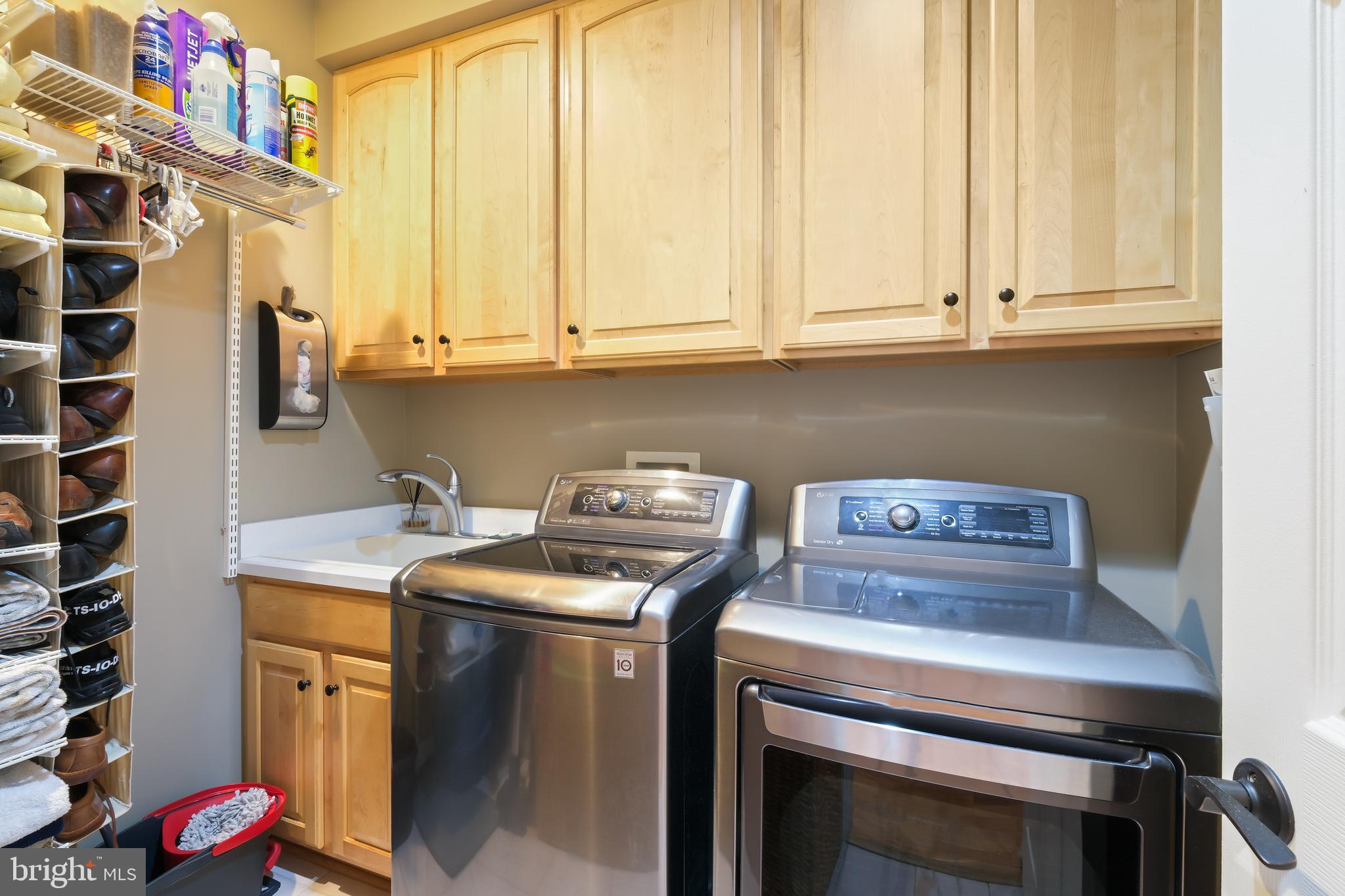 10405 SANDRINGHAM COURT