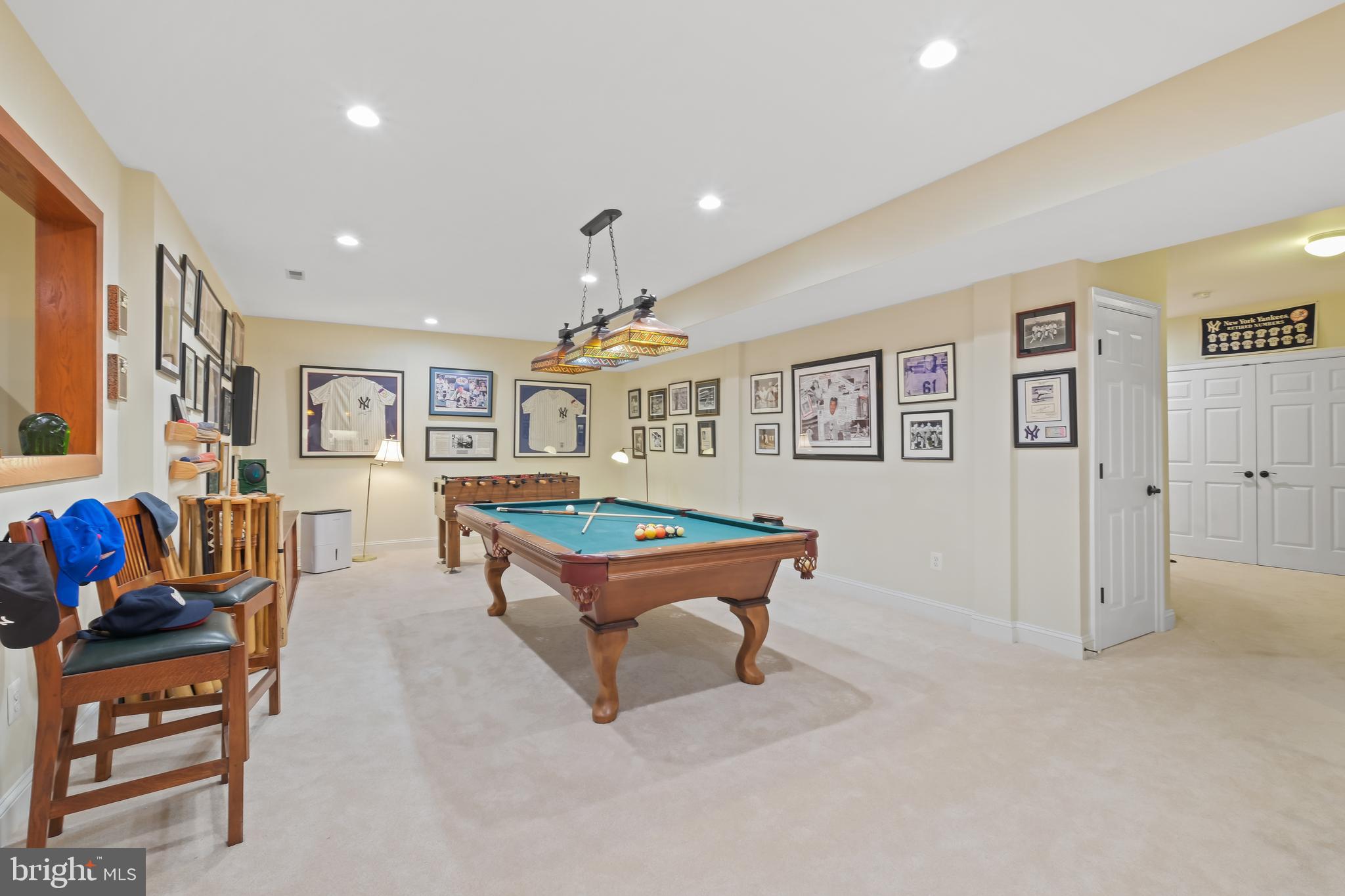10405 SANDRINGHAM COURT