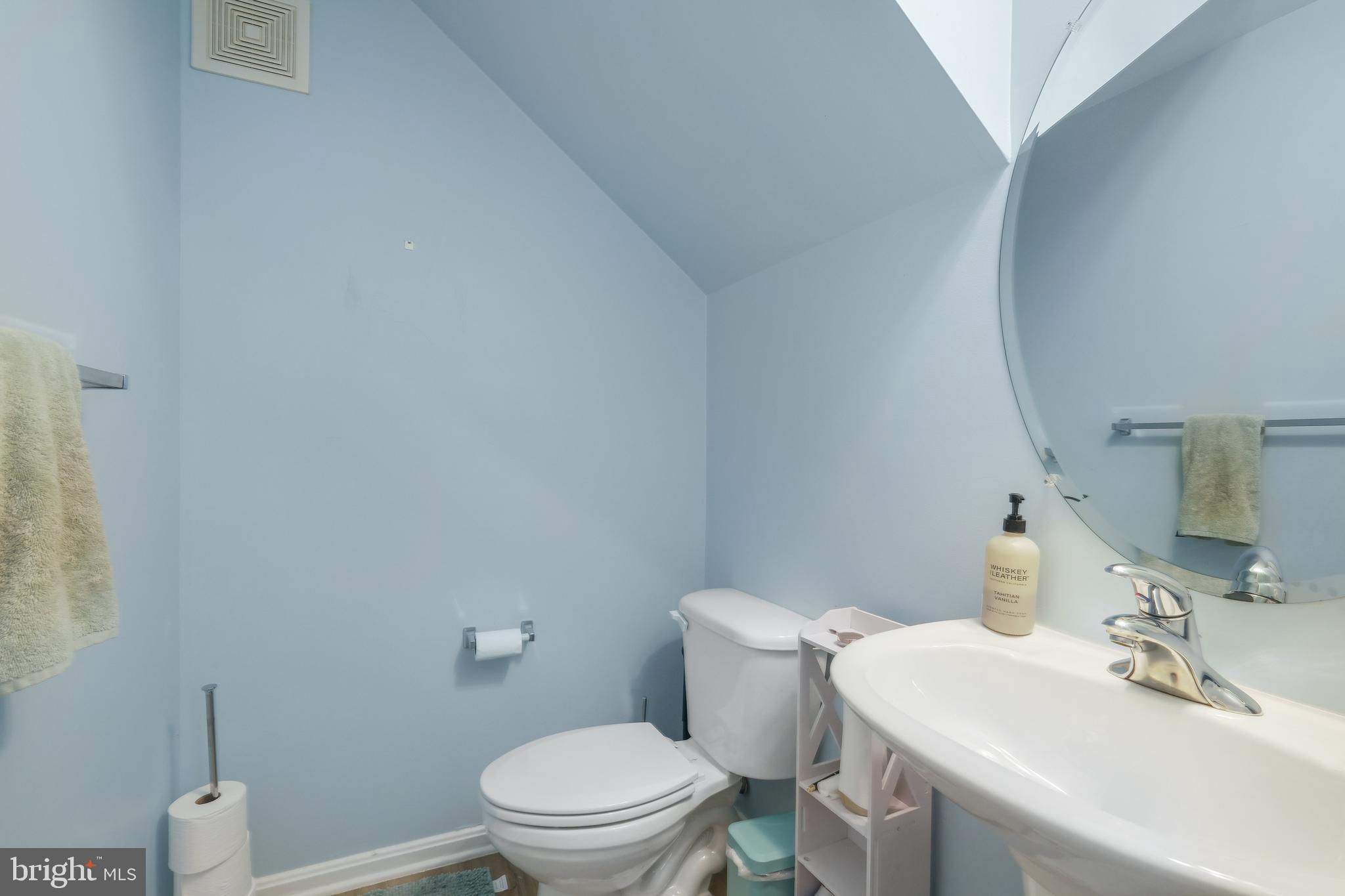 235 JAY DRIVE B 92