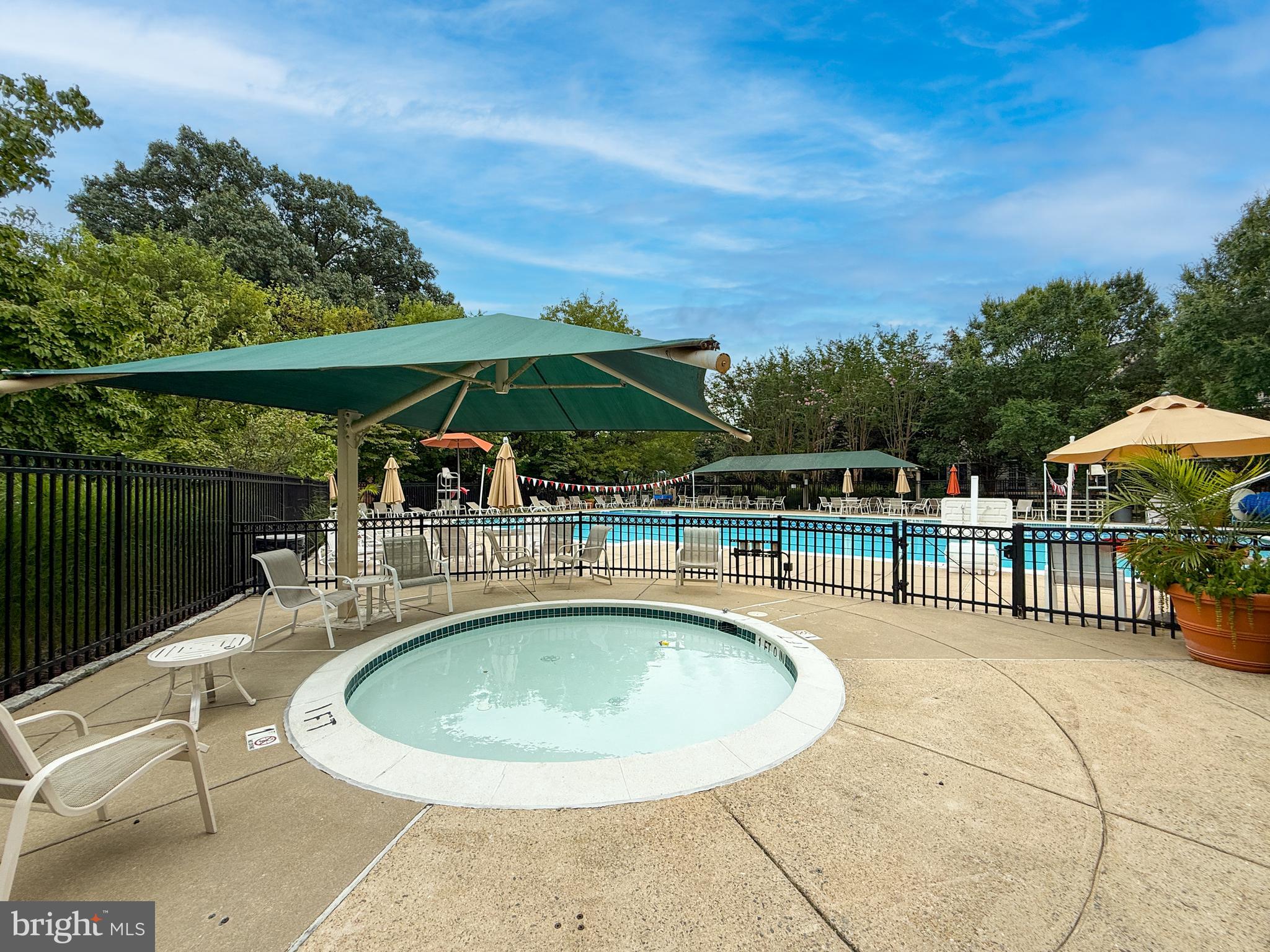 235 JAY DRIVE B 92