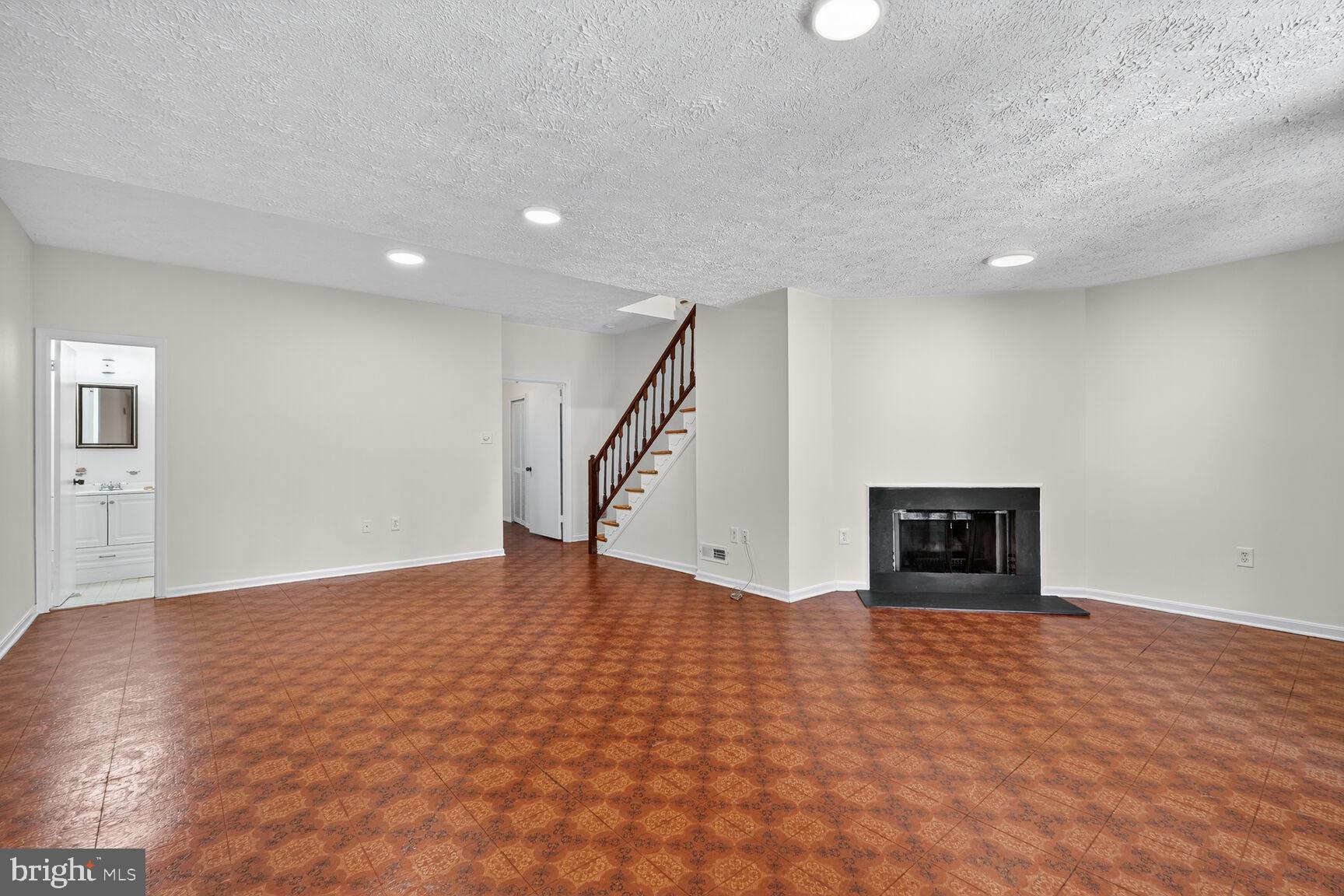 7612 CODDLE HARBOR LANE