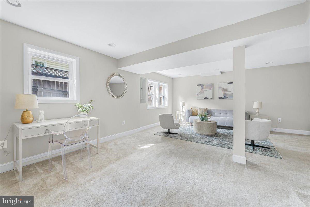 9805 GARDINER AVENUE