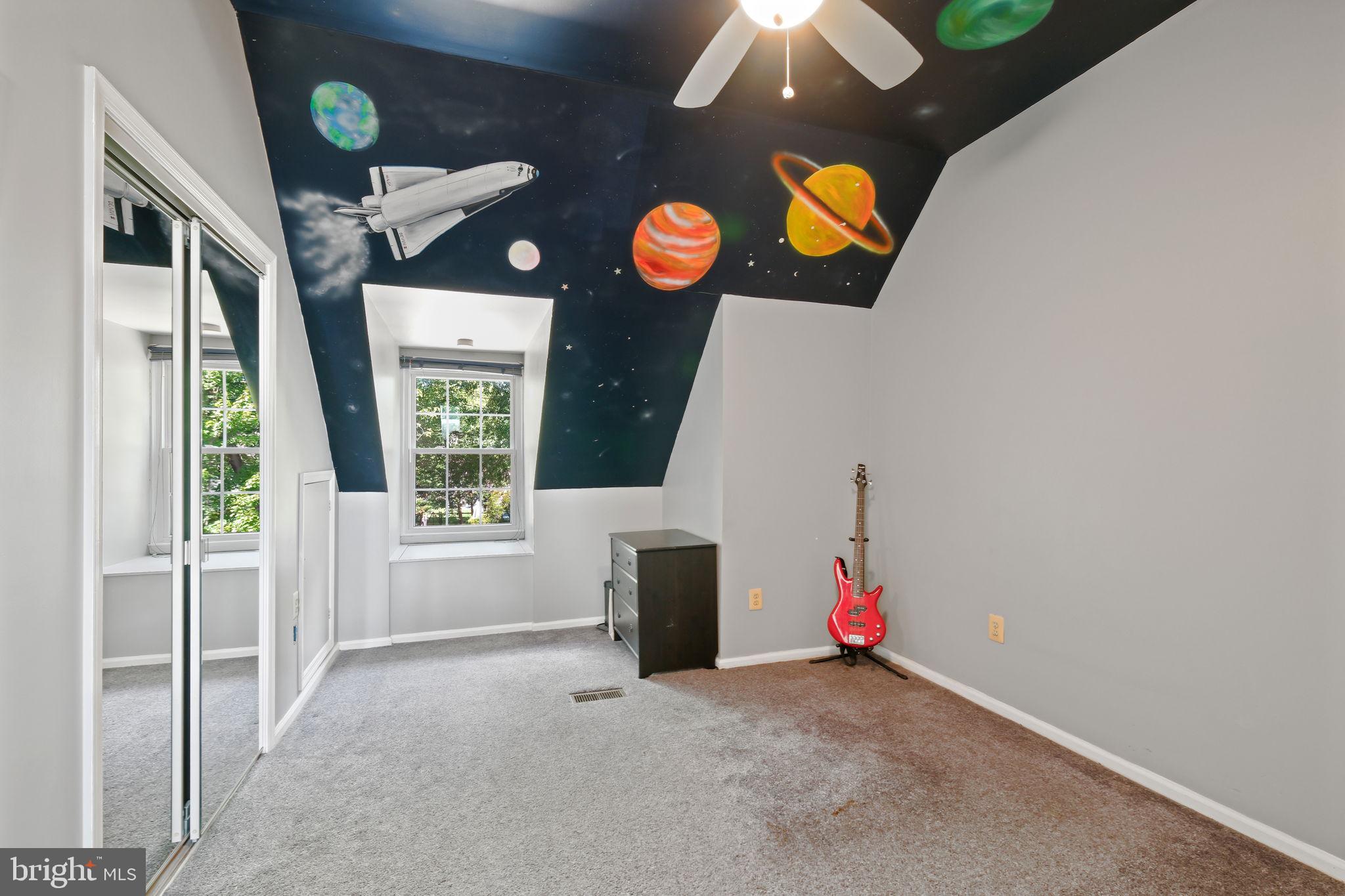 900 WHITE PINE PLACE
