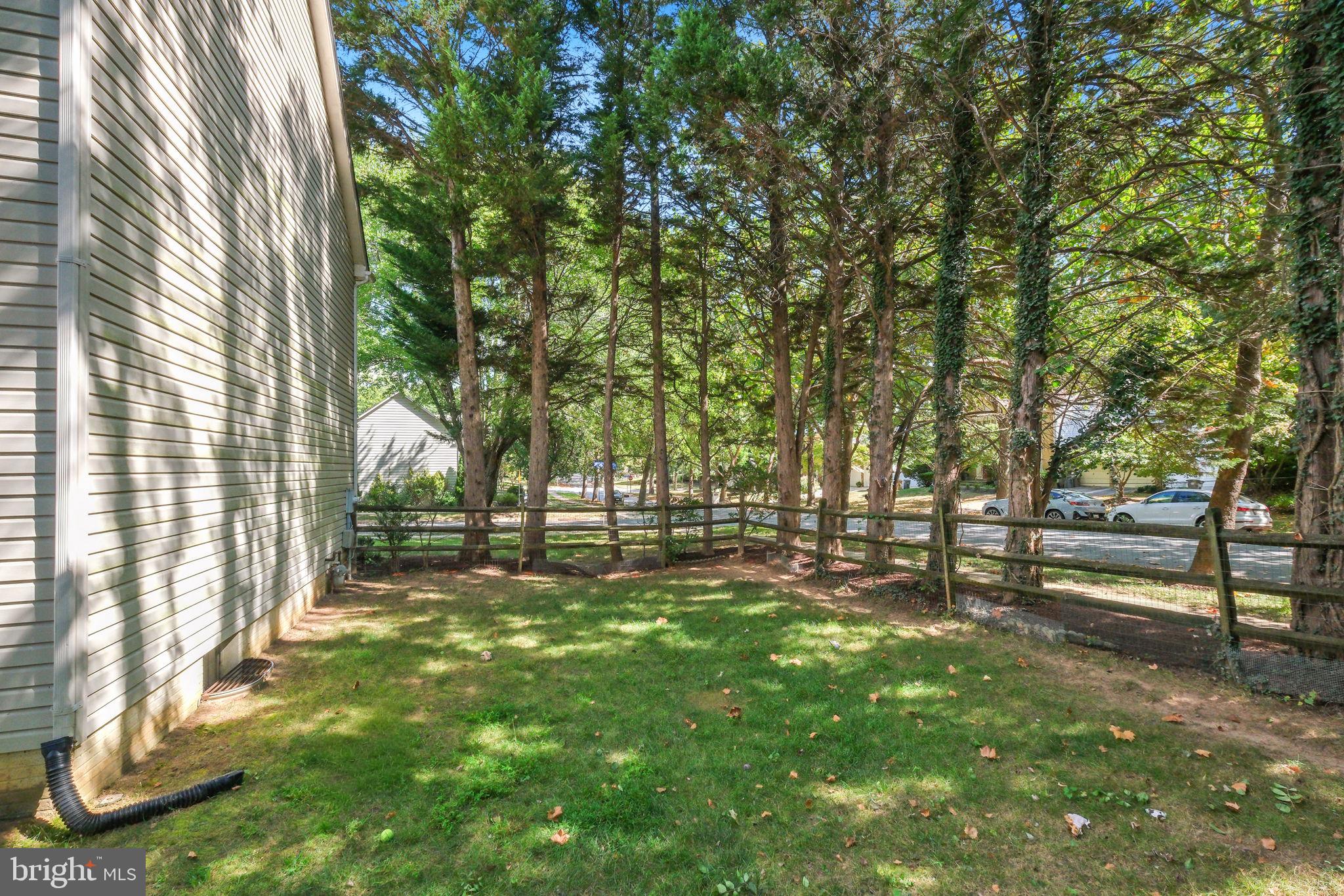 900 WHITE PINE PLACE