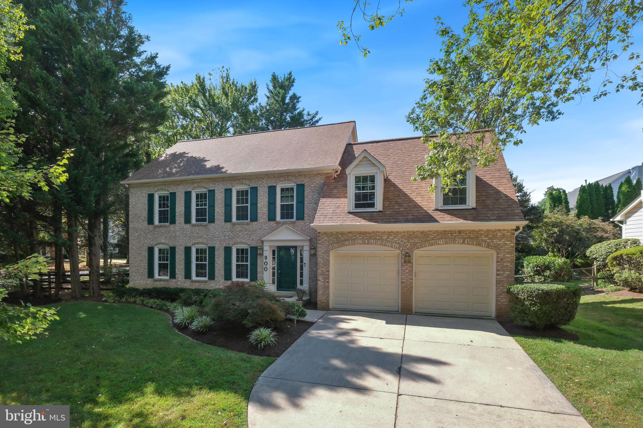 900 WHITE PINE PLACE