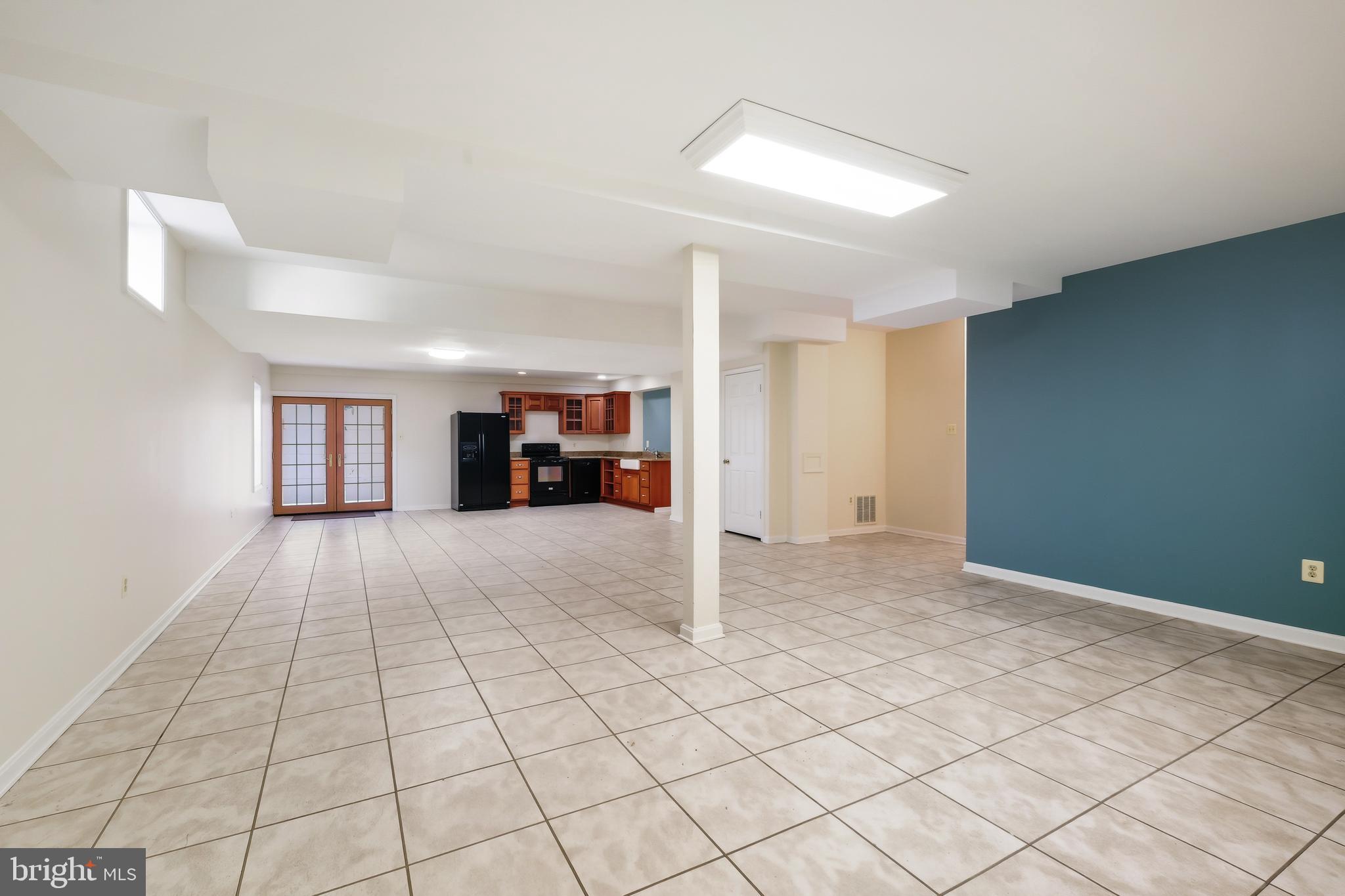 5704 MOSSROCK DRIVE