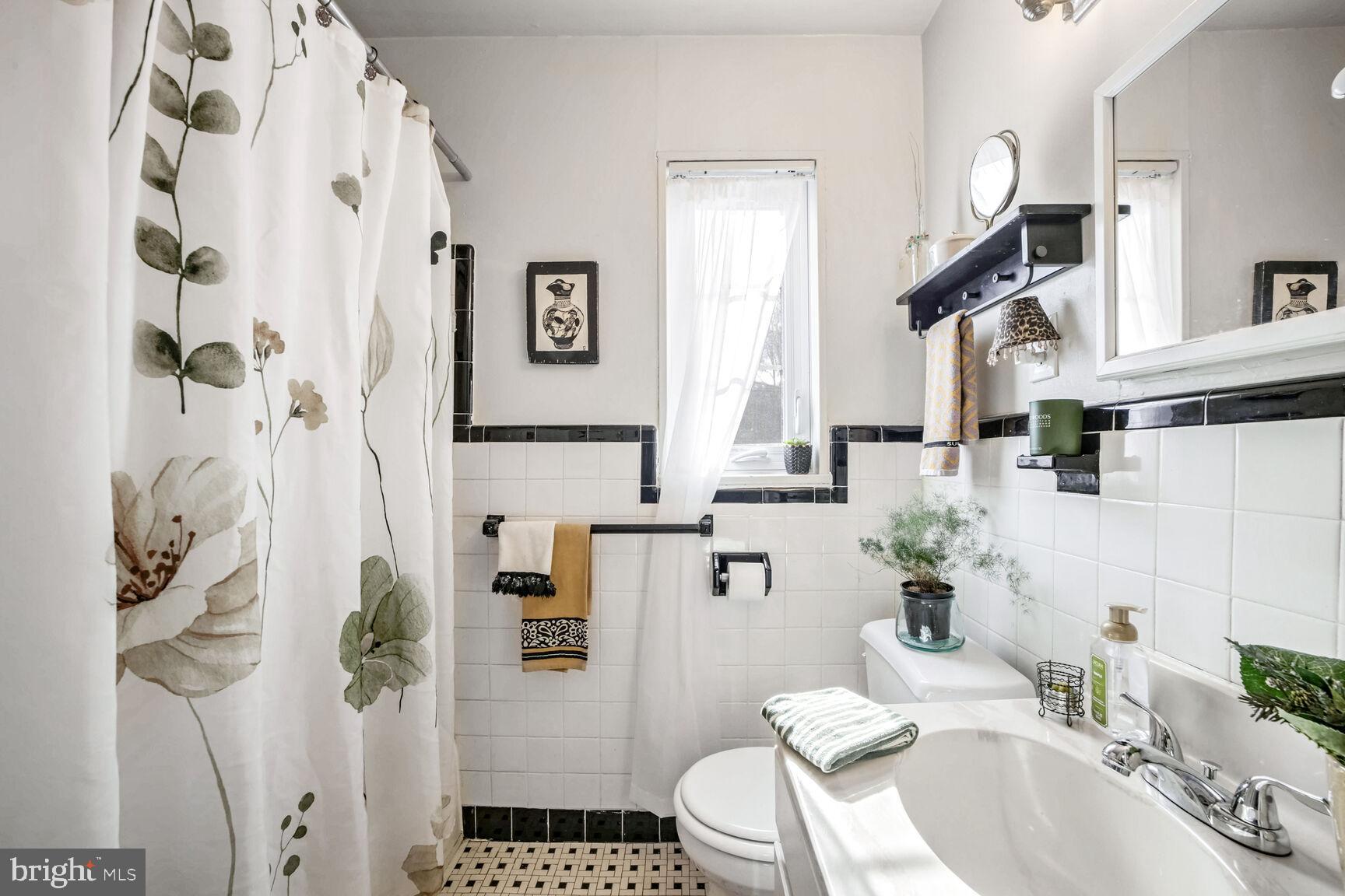 9888 HOLLOW GLEN PLACE 2538B