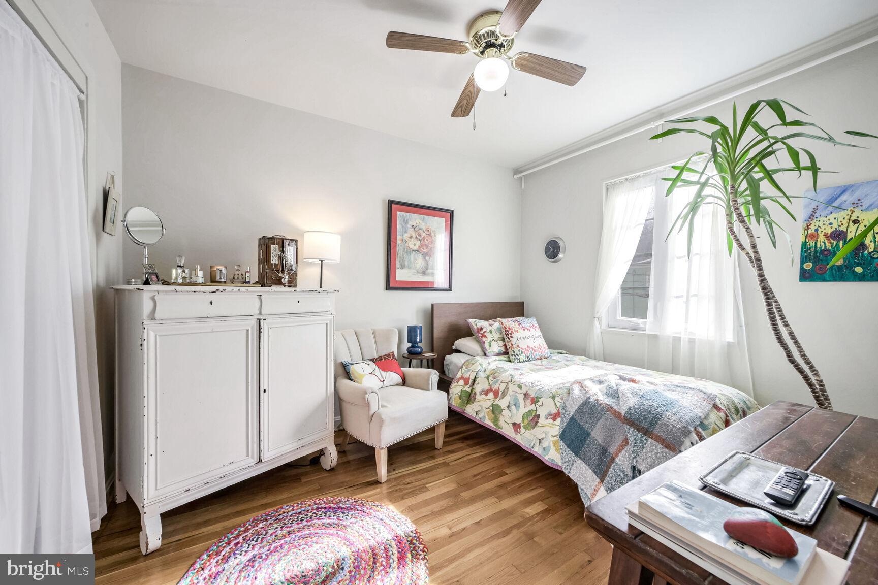 9888 HOLLOW GLEN PLACE 2538B