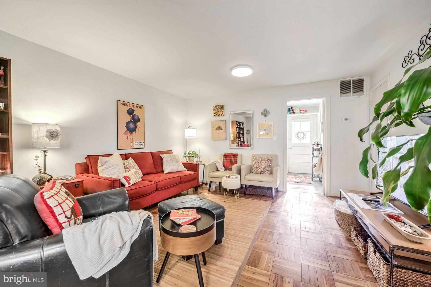 9888 HOLLOW GLEN PLACE 2538B