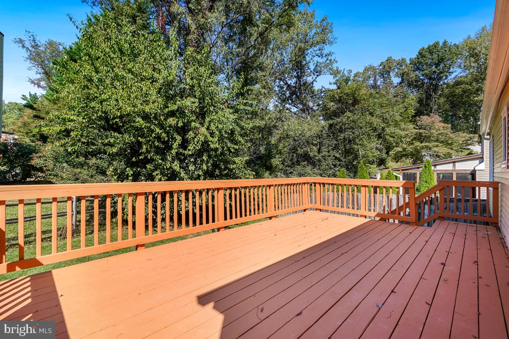10 MELMARK COURT