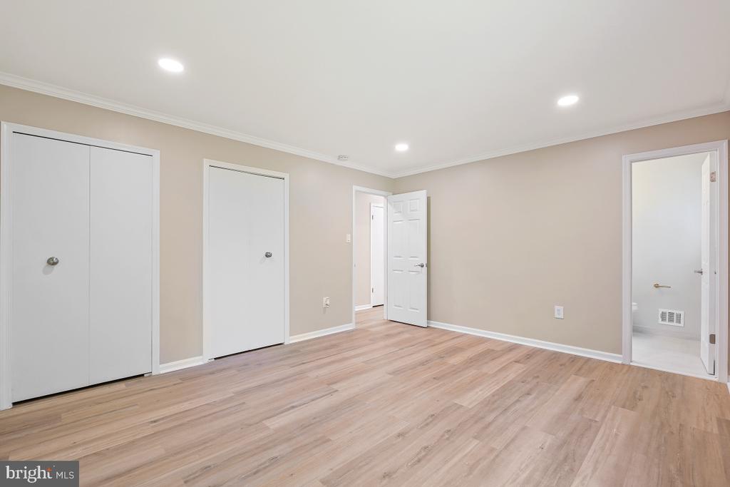 10 MELMARK COURT